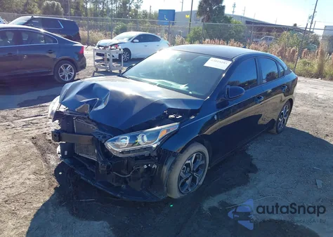 2020 Kia Forte Lxs z USA, uszkodzony, nr VIN 3KPF24AD4LE239592